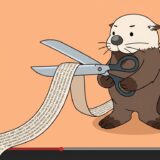 動画のタイトル欄からはみ出した文字をハサミで切るラッコ